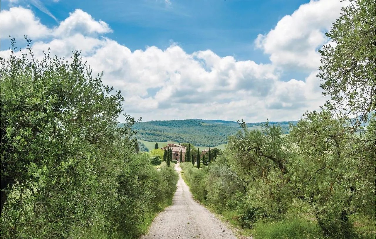 2 Bedroom Lovely Home In Trequanda Si